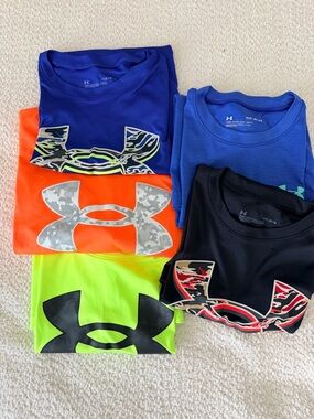 Under Armour Boys' large sleevless Performance Tees - Bright Mix
